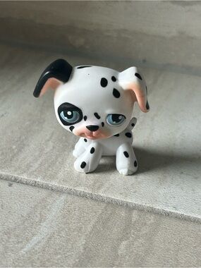 Y2K 2004 Littlest Pet Shop White Dalmatian #44
